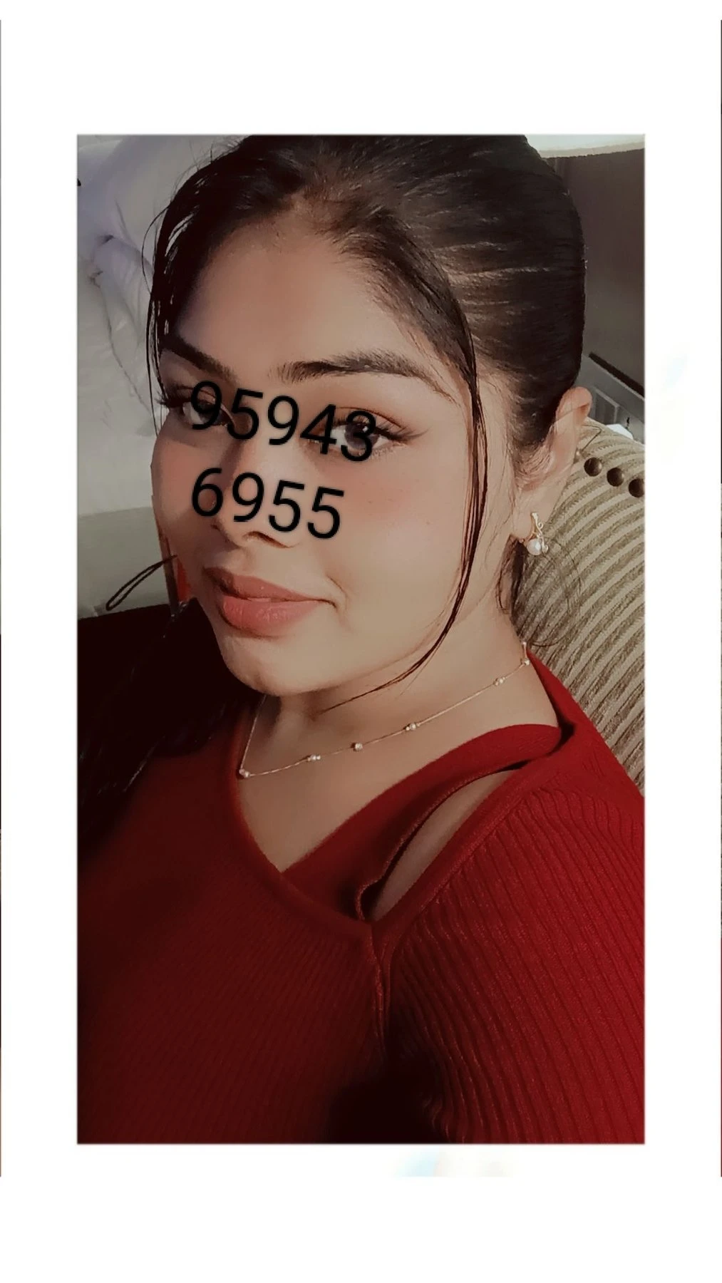 Yashika real meet & Cam show – Indian escort in Mumbai — 4 / 5