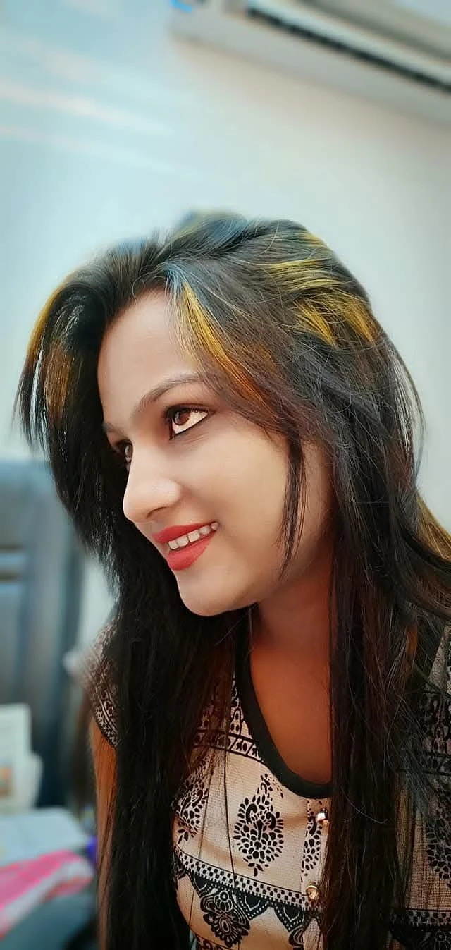 Im Independent Priyanka cam & real meet – Indian escort in Mumbai — 2 / 5