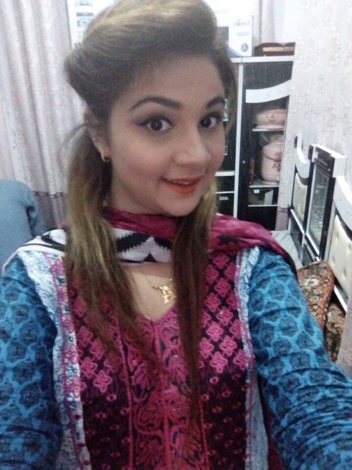Alia – Pakistani escort in Lahore — 4 / 12