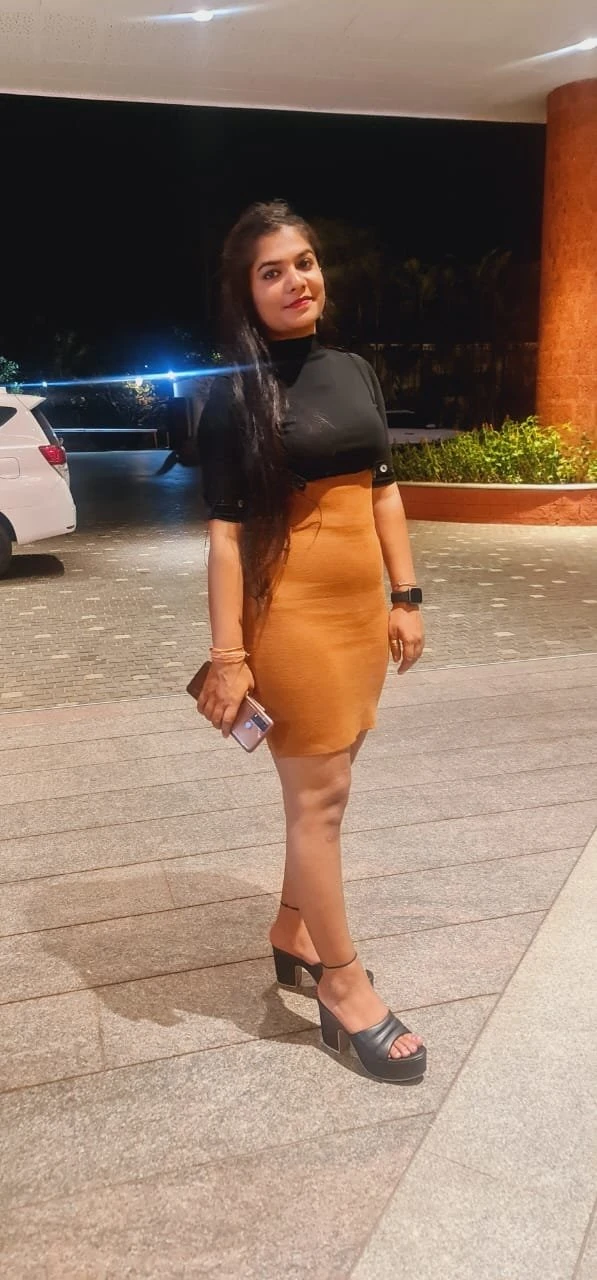 Sohini Roy – Indian escort in Kolkata — 1 / 3