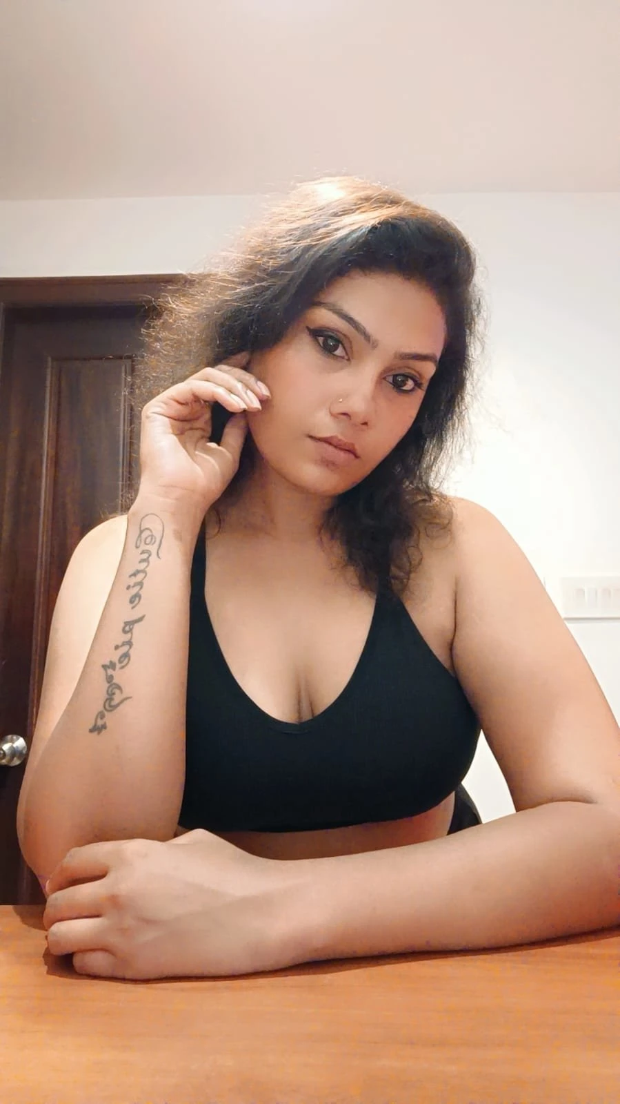 Russian and Indian Direct Payment – escort in Chennai — 1 / 3