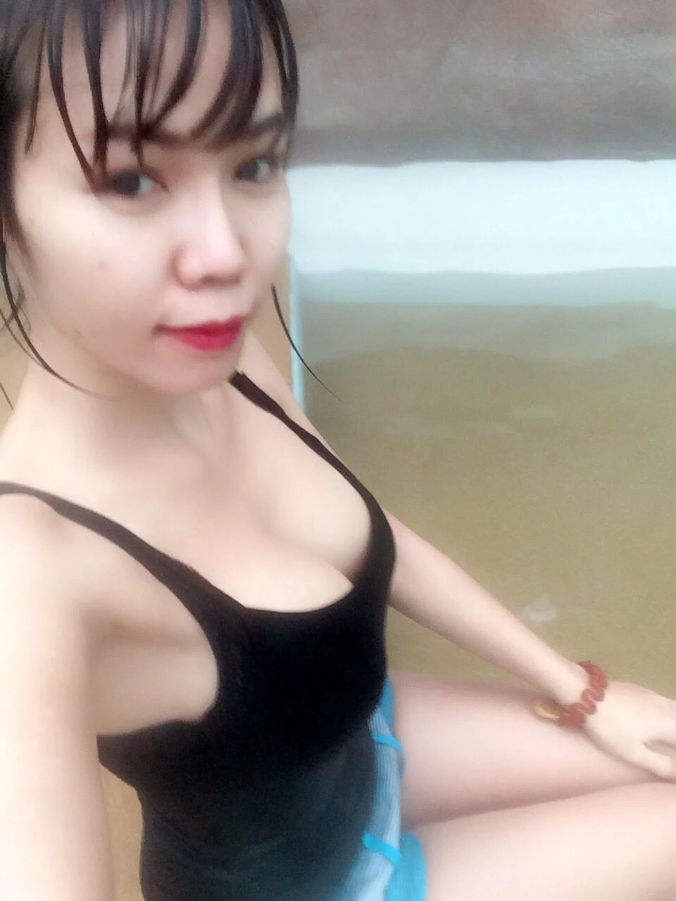 Nana – South Korean escort in Seoul — 3 / 4