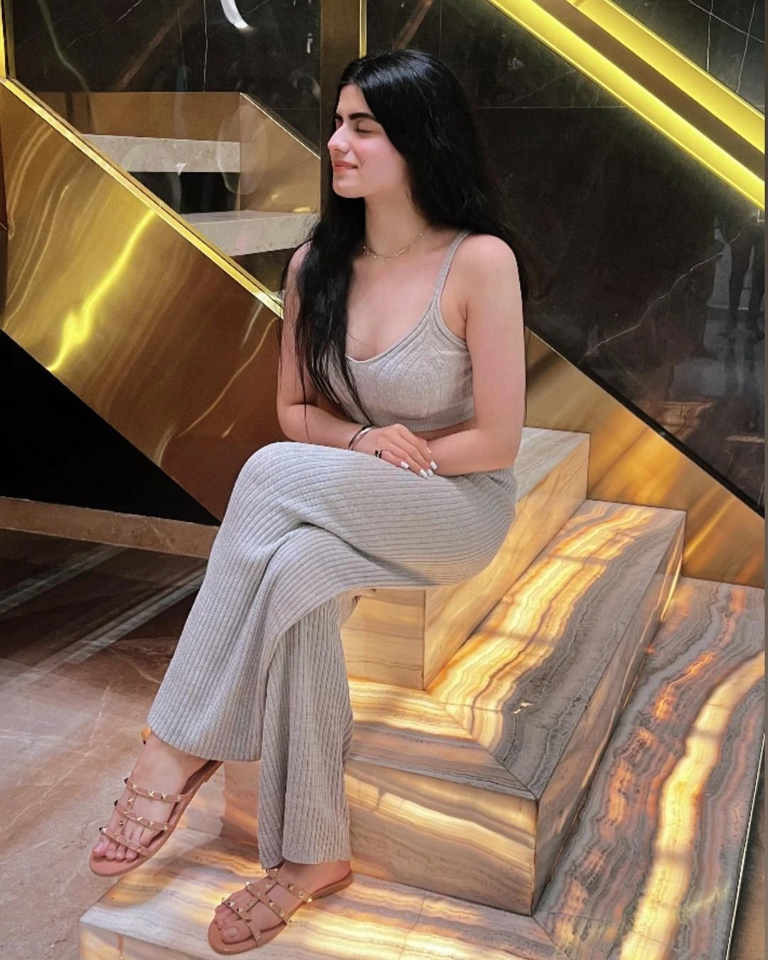 Radhika – Indian escort in New Delhi, Escort, New Delhi