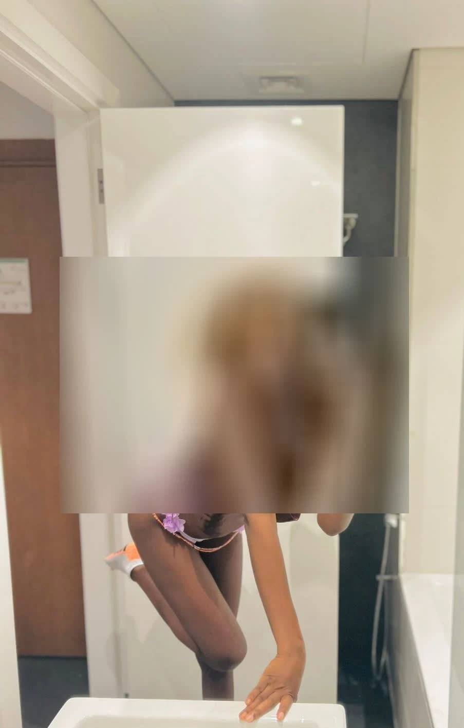 Nikita – Rwandan escort in Kampala — 10 / 11