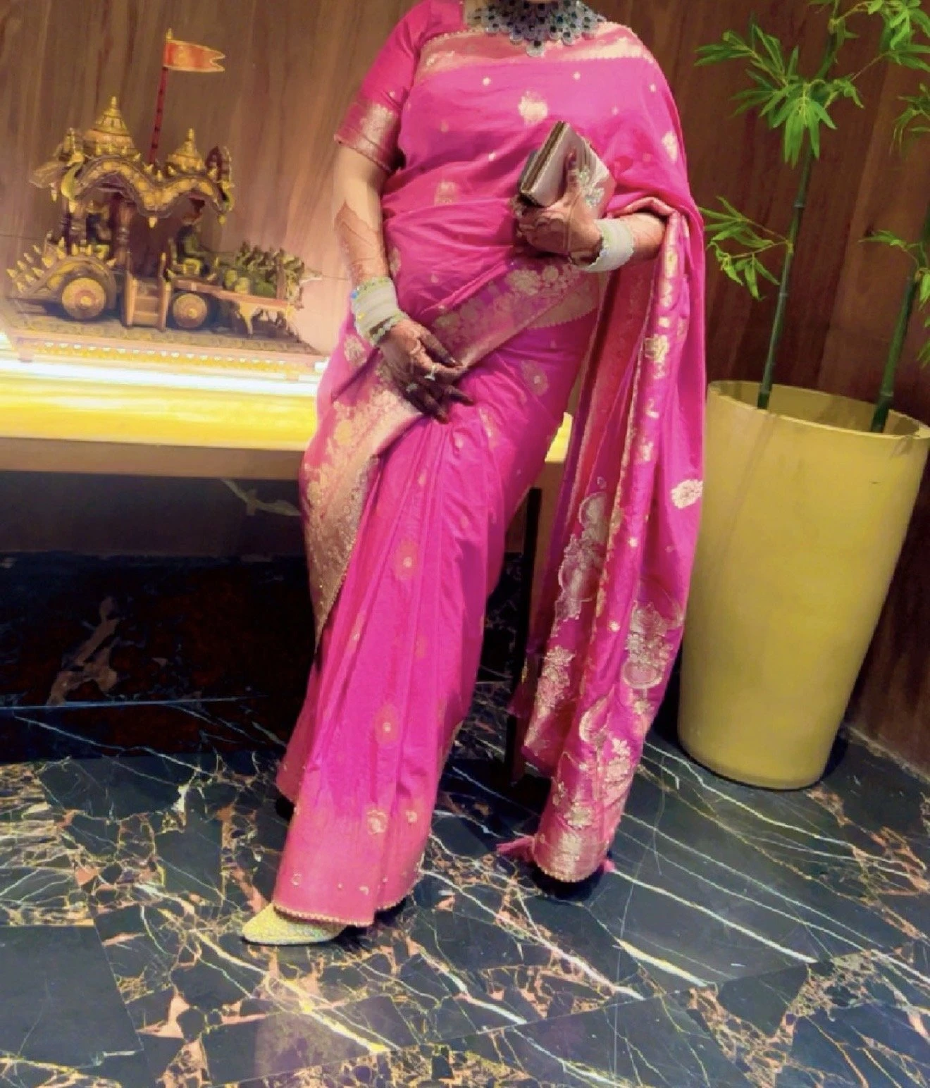 Shweta Sharma indepndent married lady – Indian escort in New Delhi — 6 / 16