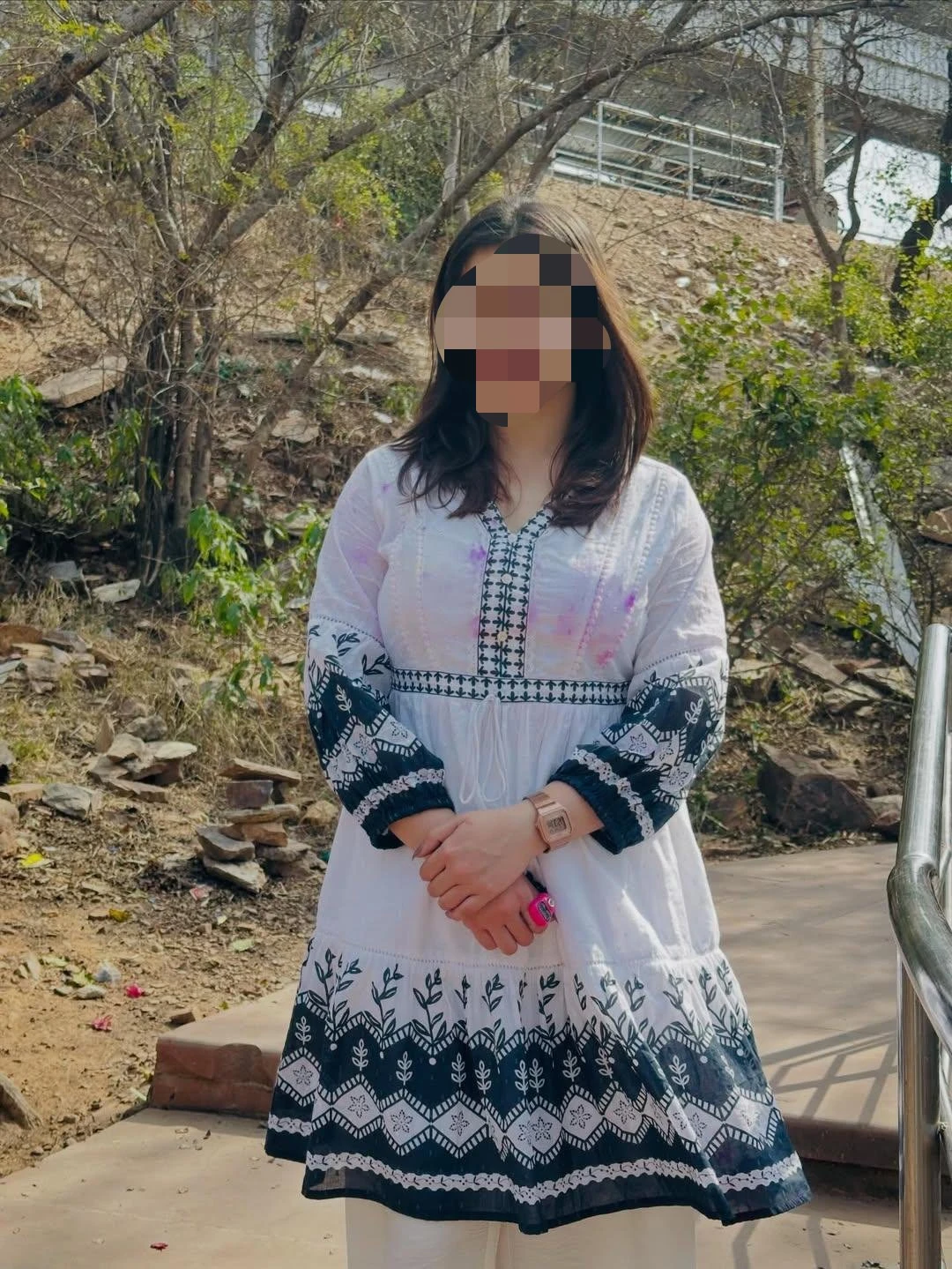 Velvet Aisha – Soft & Relaxed Presence – Indian escort in Hyderabad — 2 / 3