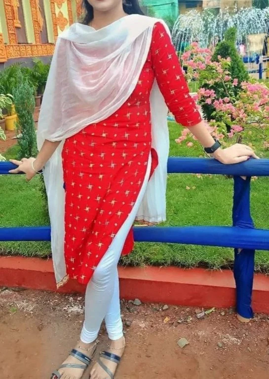 Sunita – Indian escort in New Delhi — 3 / 4