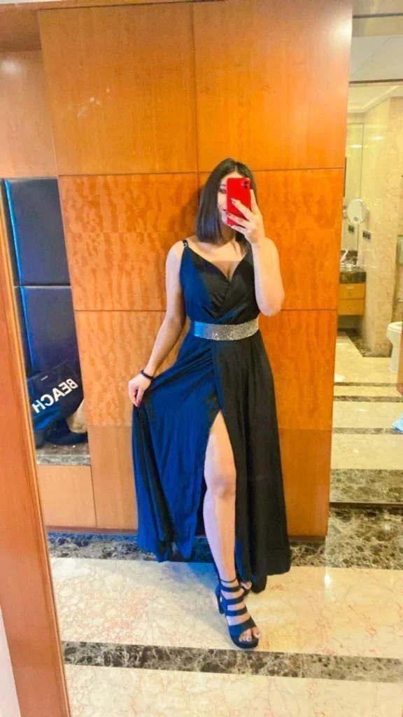 Divya Model – Indian escort in Jaipur — 3 / 4