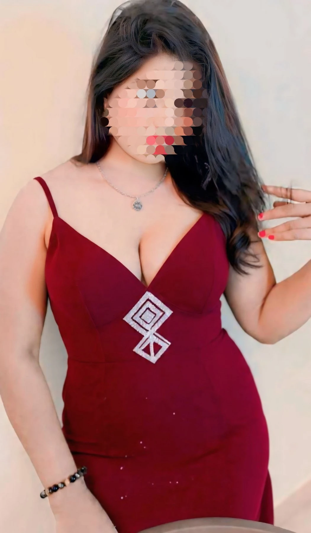 real meet and cam – Indian escort in Mumbai — 3 / 19