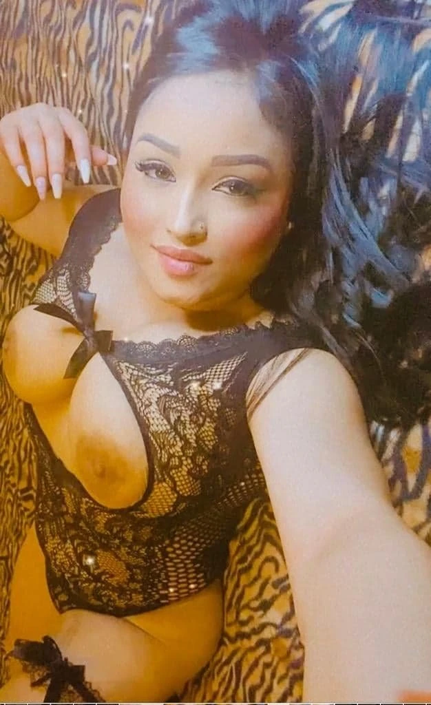 CAMILLA HOT GIRL, BIG TITS – Colombian escort in Malta — 5 / 12