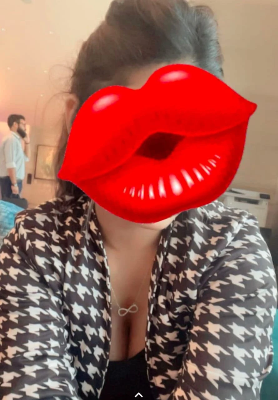 Independent Girl Payal Real meet – Indian escort in Noida — 2 / 3