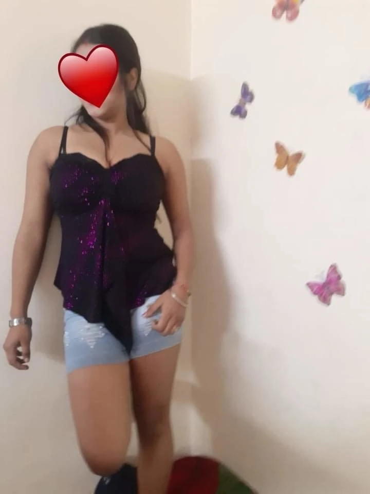 Radhika Singh – Indian escort in New Delhi — 2 / 5
