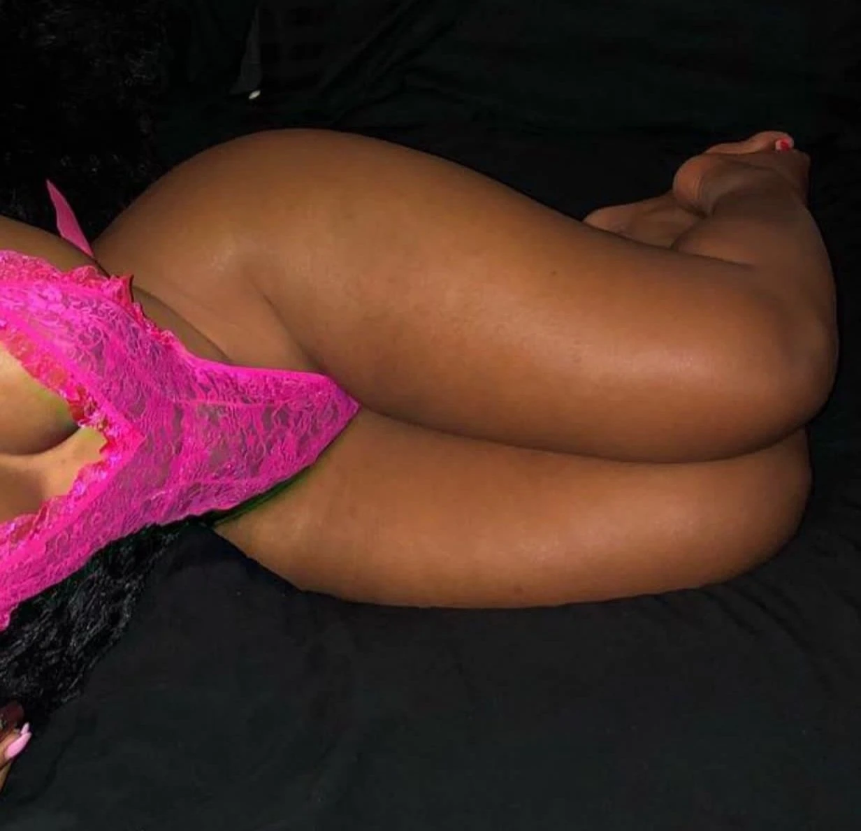 Ellah – Ugandan escort in Kampala — 3 / 4