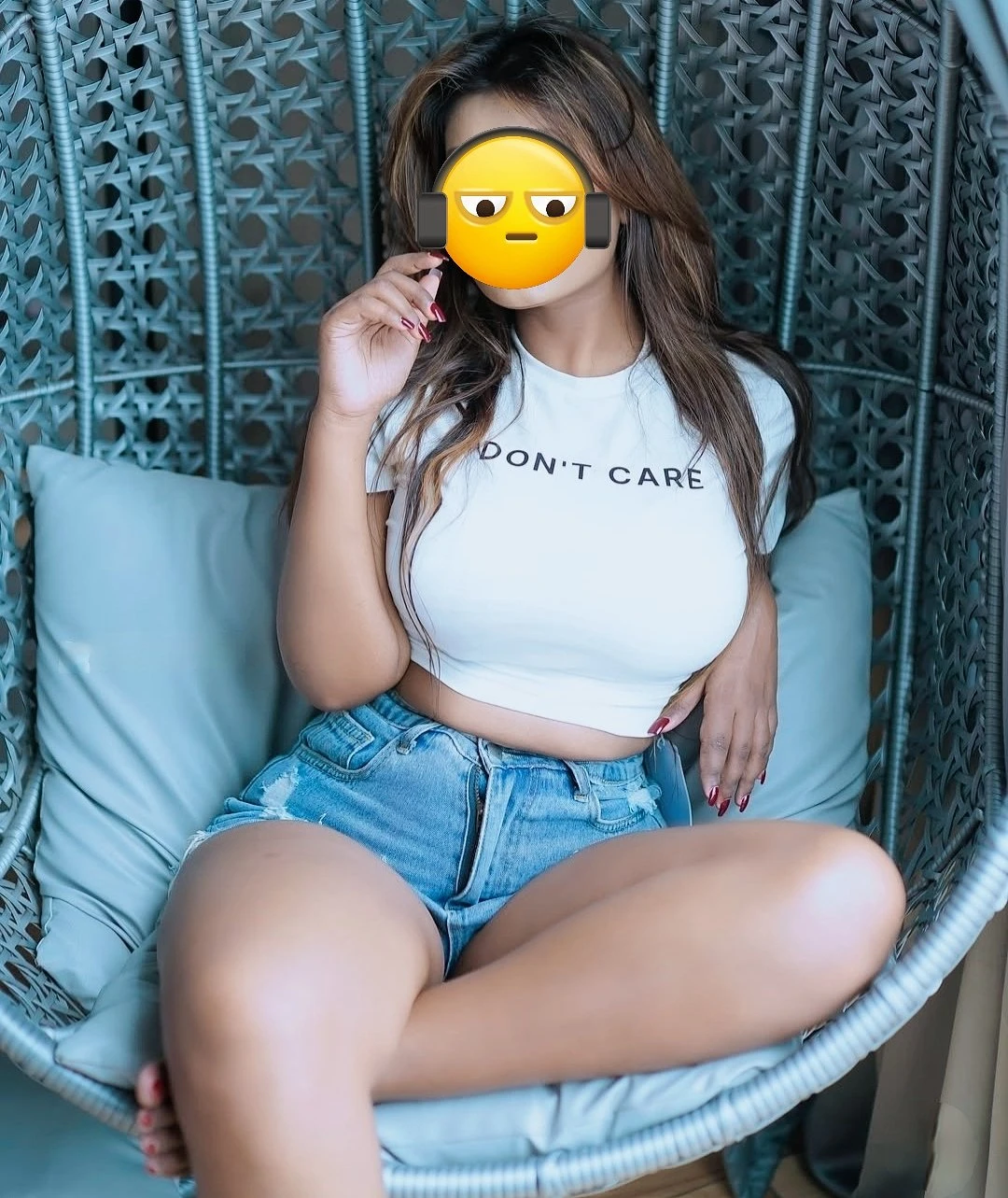 B Grade Movie Actress Here. Real. Cam – Indian escort in Hyderabad — 11 / 12