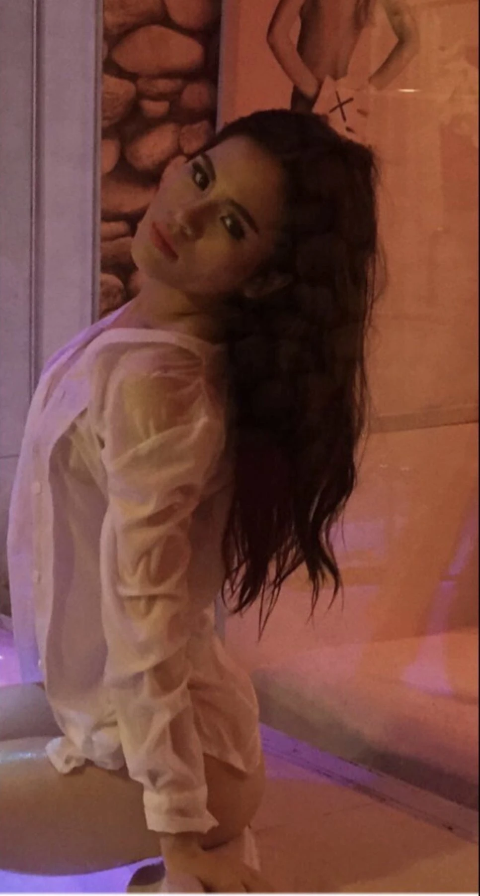 Emily – Vietnamese escort in Hanoi — 11 / 12