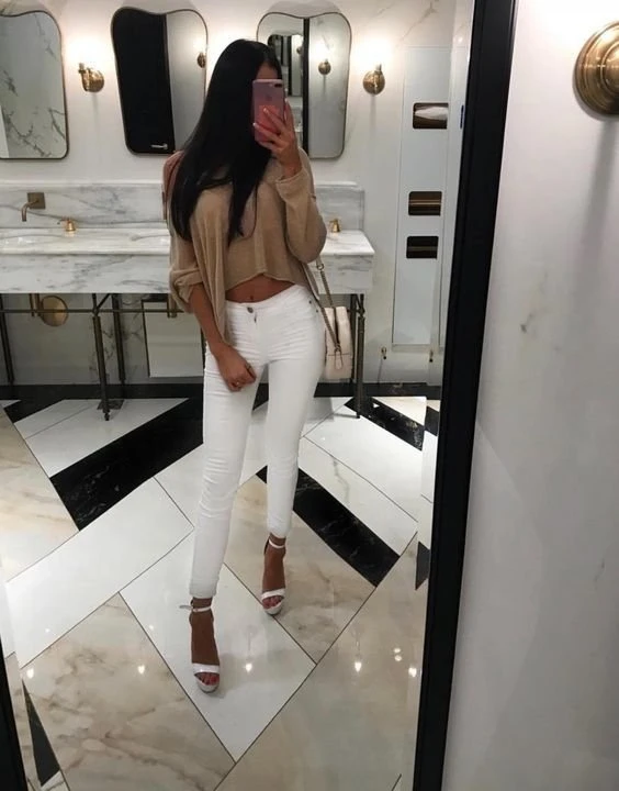 Lana – Croatian escort in Split — 2 / 4