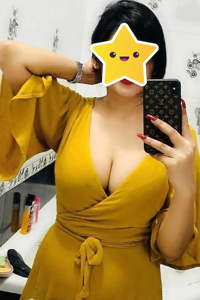 Monika Indian&Russian Profiles – Indian escort in New Delhi — 1 / 5