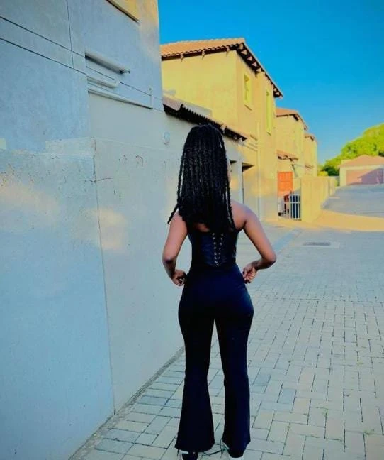 Joy – South African escort in Hyderabad — 3 / 4