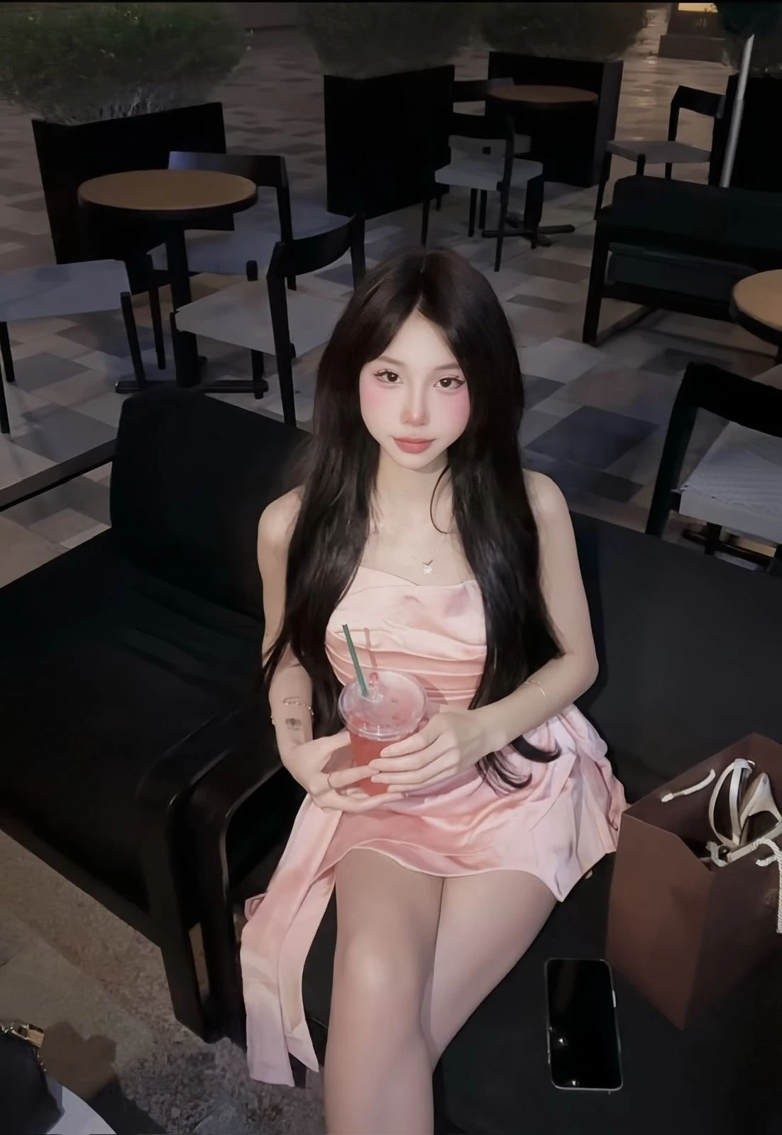 Hana – escort in Hanoi — 3 / 8