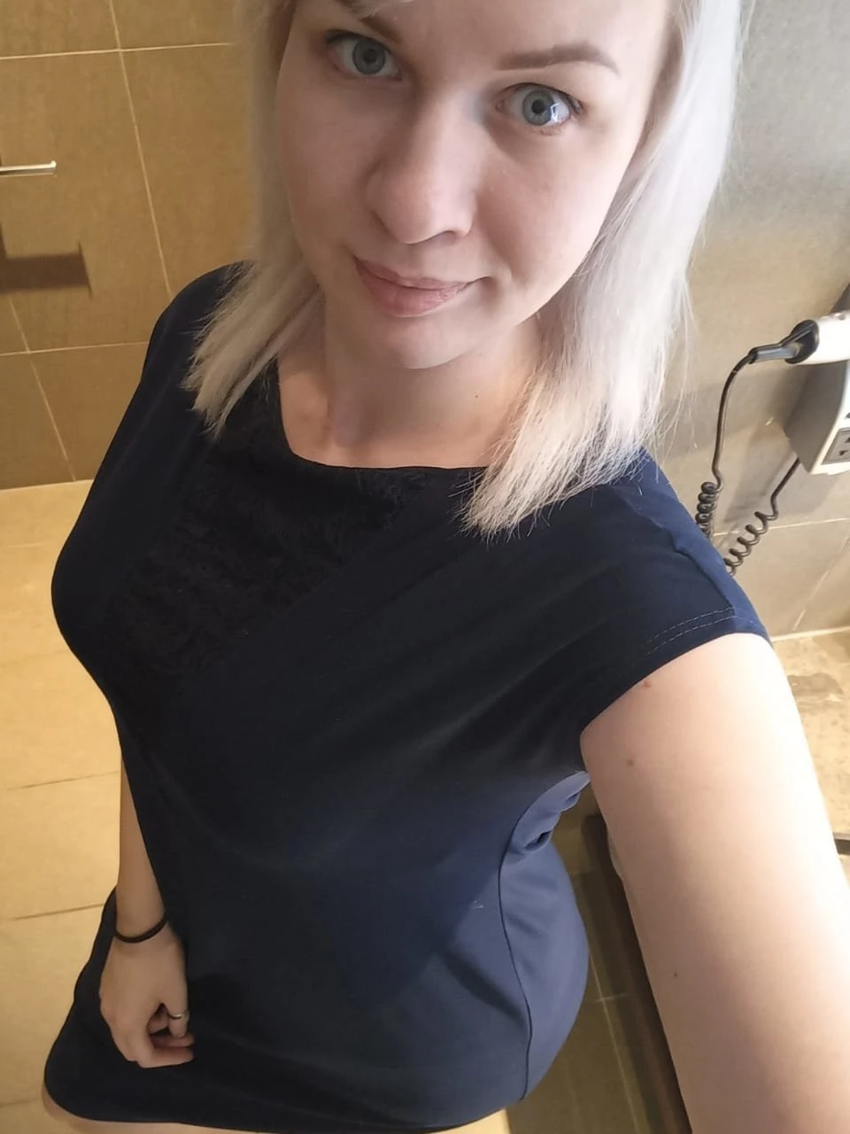 Cash on Hand Only for Regular Clients – Singaporean escort in Pokhara — 6 / 7