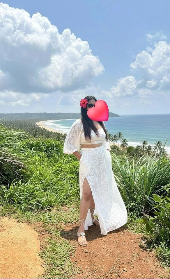 Reena Independent 22 Yrs Model – Indian escort in Mumbai — 12 / 13