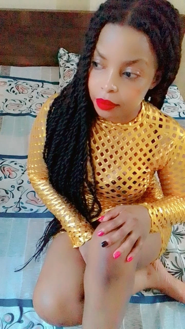 Tara – South African escort in Hyderabad — 5 / 6