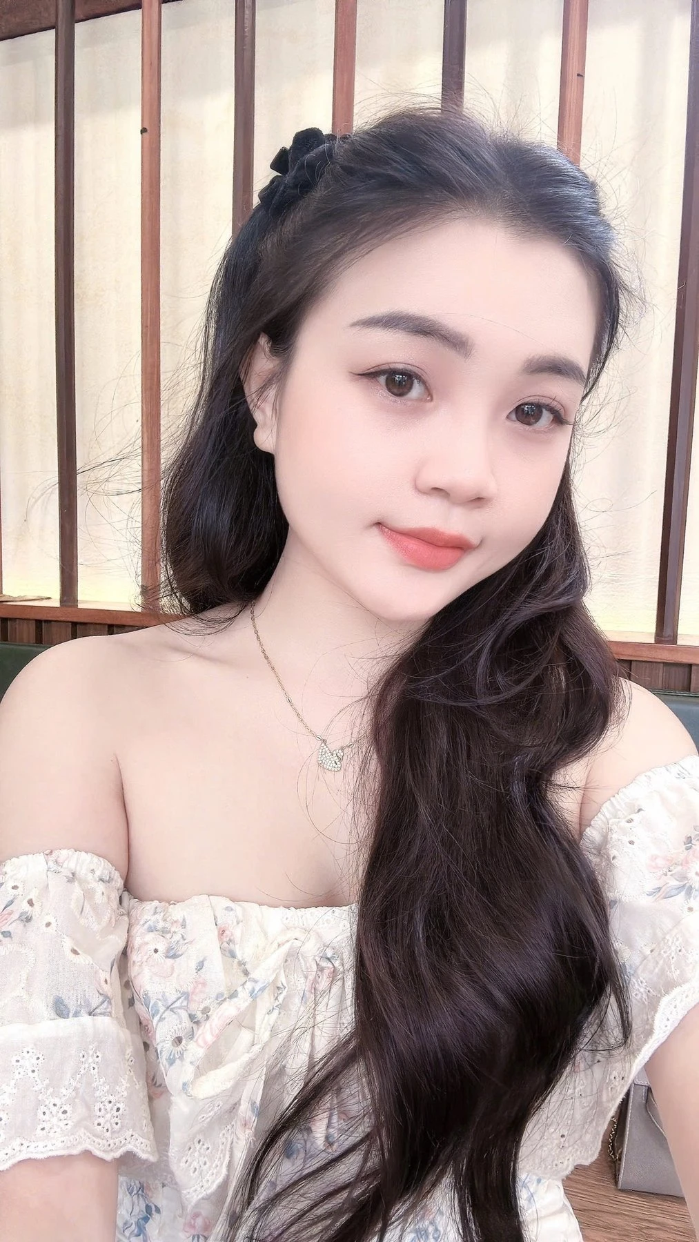 Linda – North Korean escort in Budva — 5 / 7