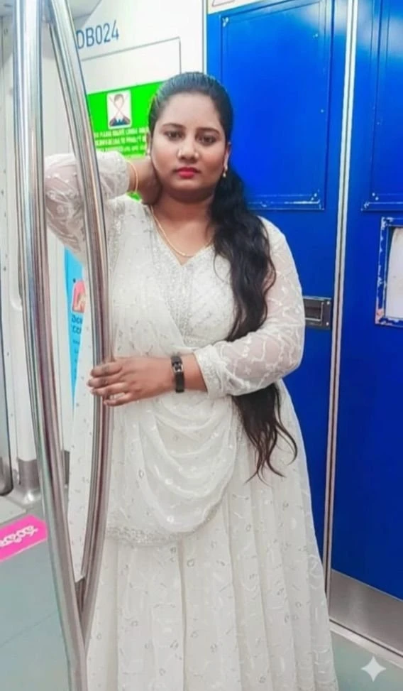 Am Aunty 35 – escort in Hyderabad — 1 / 3