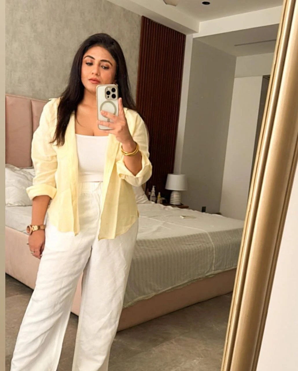 Sofia – escort in Ho Chi Minh City — 2 / 4