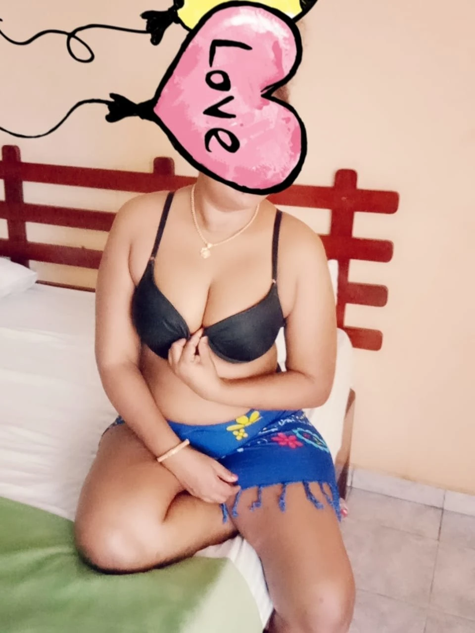 ANJALINA (BIG ASS) – Sri Lankan escort in Colombo — 3 / 11