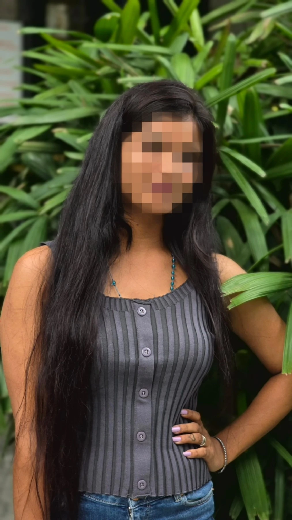 Sonal Cam and real meet – Indian escort in Noida — 3 / 10