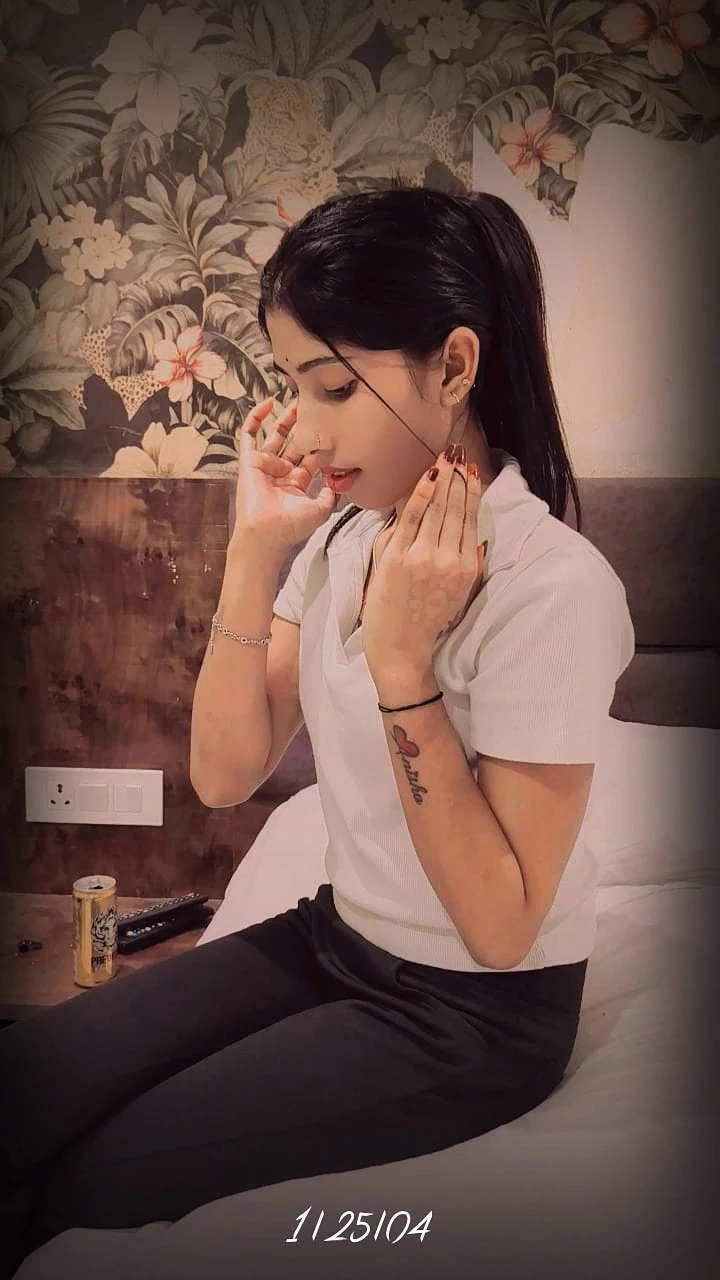 Sristi – Indian escort in Jaipur — 8 / 23