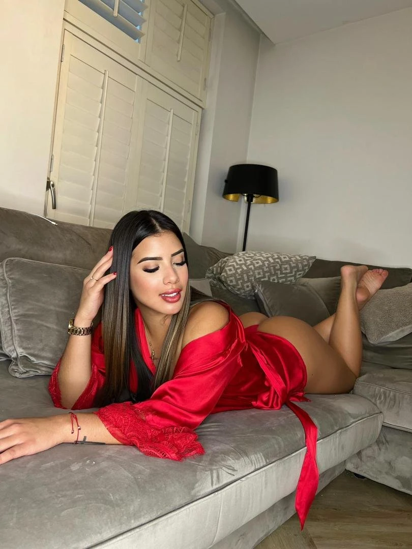 Théa – Venezuelan escort in Beirut — 3 / 6