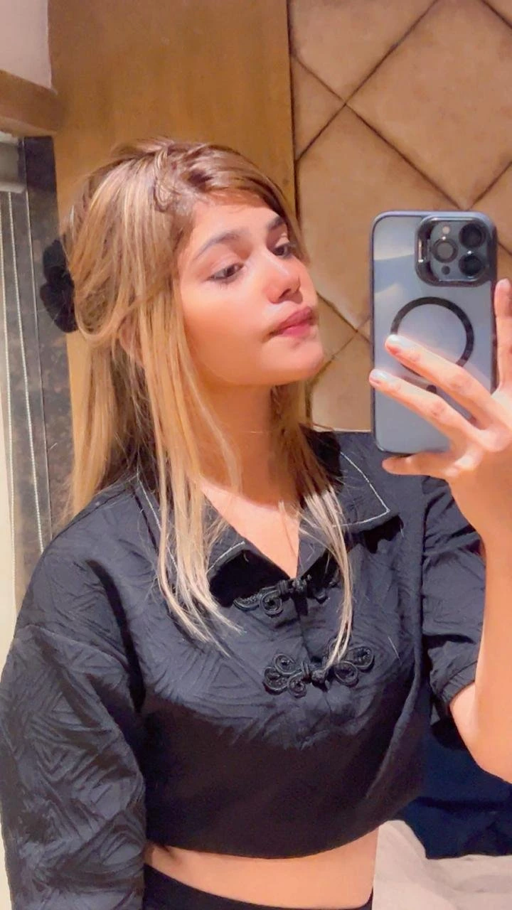 Leena Escorts – Indian escort in Hyderabad — 11 / 23