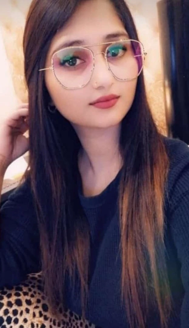 Nealam Shah – Pakistani escort in Islamabad — 5 / 11