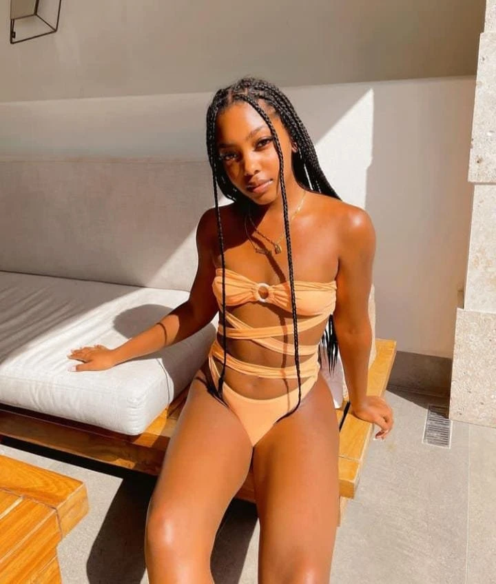 Kaziah – Ghanaian adult performer in Beirut — 6 / 7