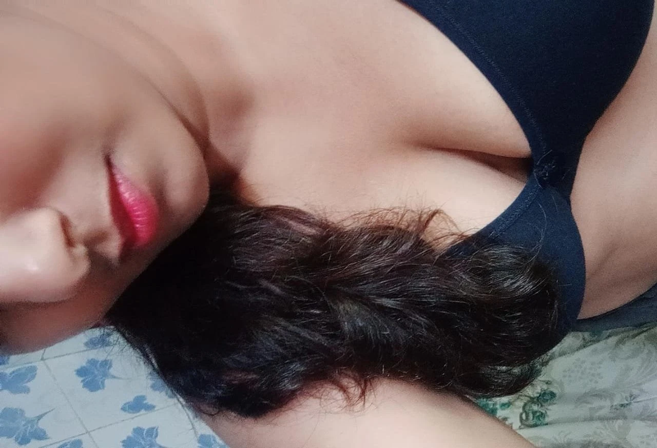 Muskan, 26 Yrs. Independent Homely Girl – Indian escort in Mumbai — 2 / 3