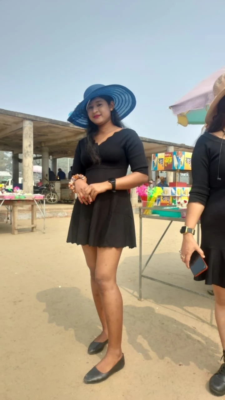 Simron Kour Escort Services – Indian escort agency in Kolkata — 9 / 11