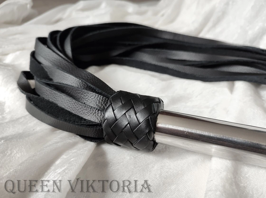Queen Viktoria – Italian dominatrix in Göteborg — 18 / 30