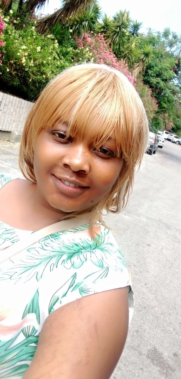 Fina – Gambian escort in Beirut — 2 / 5