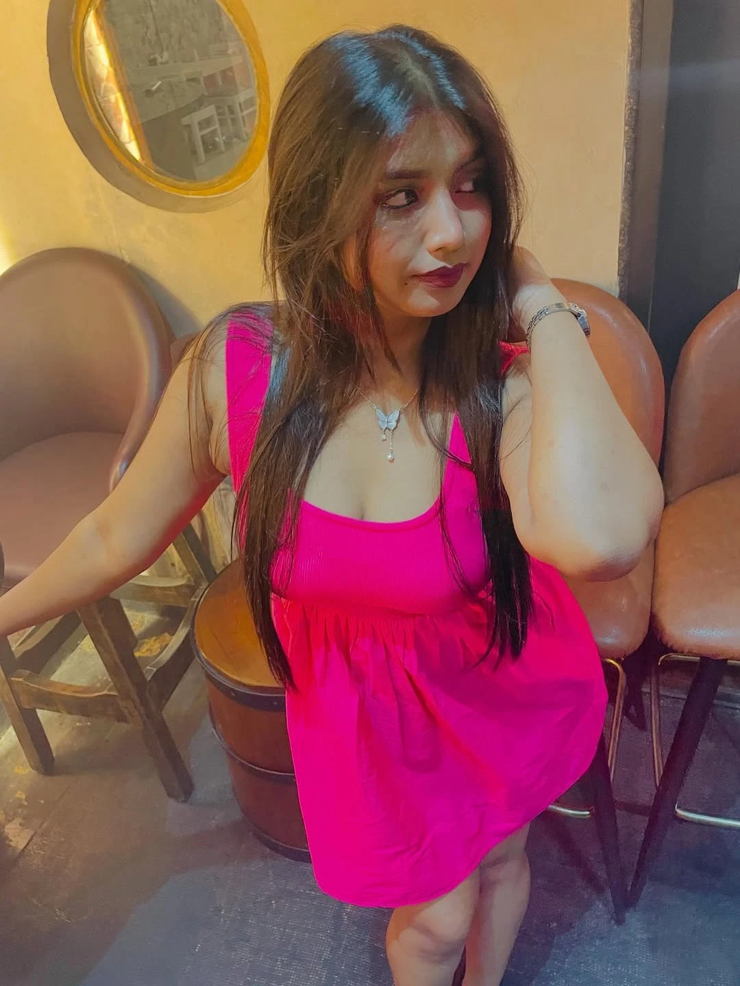 Divya Gupta – Indian escort in Pondicherry — 3 / 4