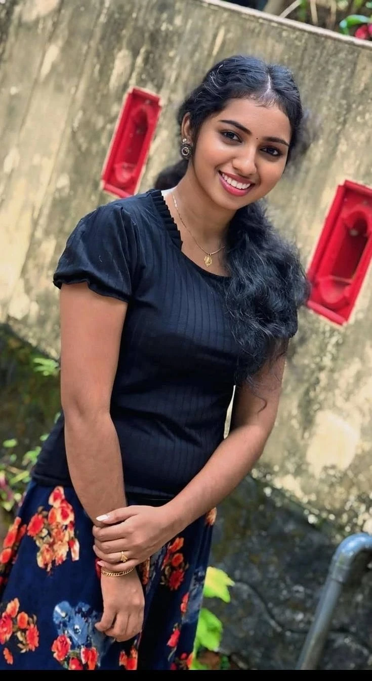 Jasmin – Indian escort in Visakhapatnam — 3 / 4