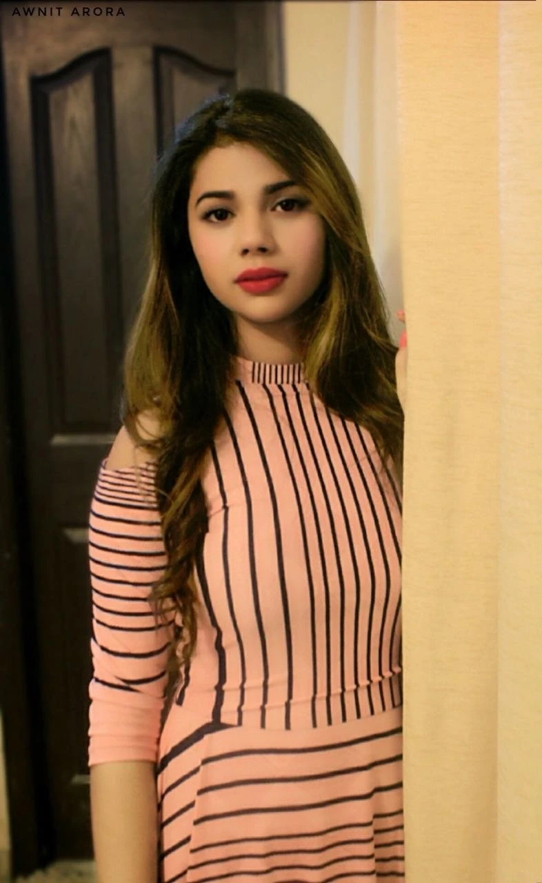 Hot Nishita – Indian escort in Mumbai — 1 / 3