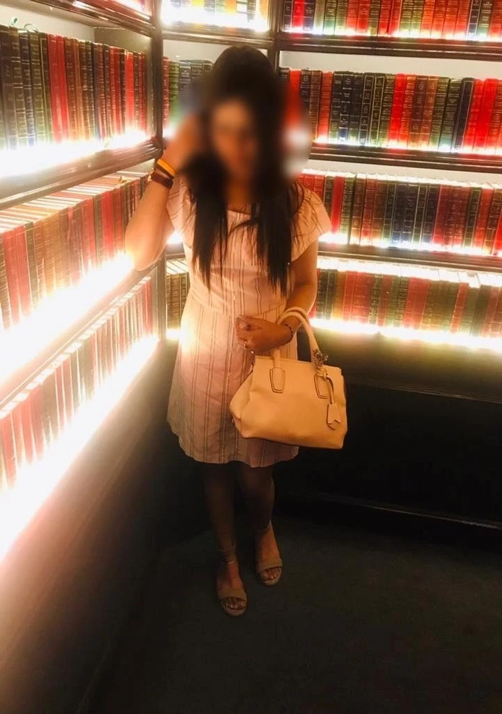 Riya Kaur – Indian escort in New Delhi — 5 / 11