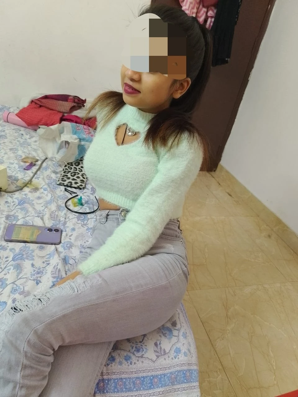 Trisha Genuine Independent Video Confirm – Indian escort in New Delhi — 10 / 11