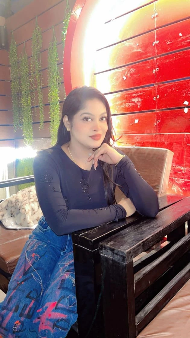 Preeti Verma – Indian escort in Hyderabad — 2 / 4