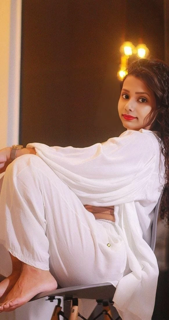Ms Tannu Roy Avail in Hyderabad – Indian escort in Hyderabad — 2 / 6