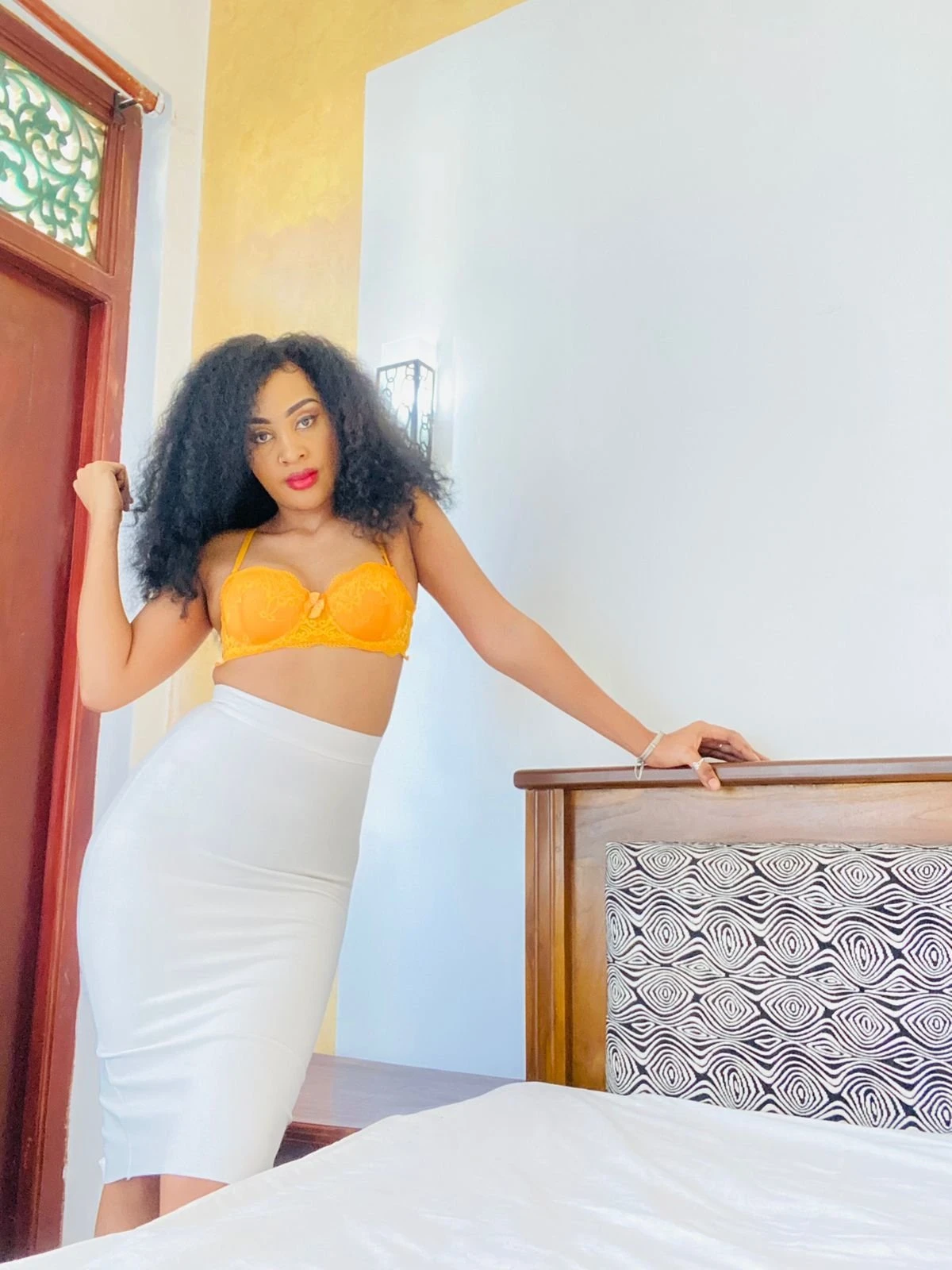 Elina – Guyanese escort in Colombo, Escort, Colombo