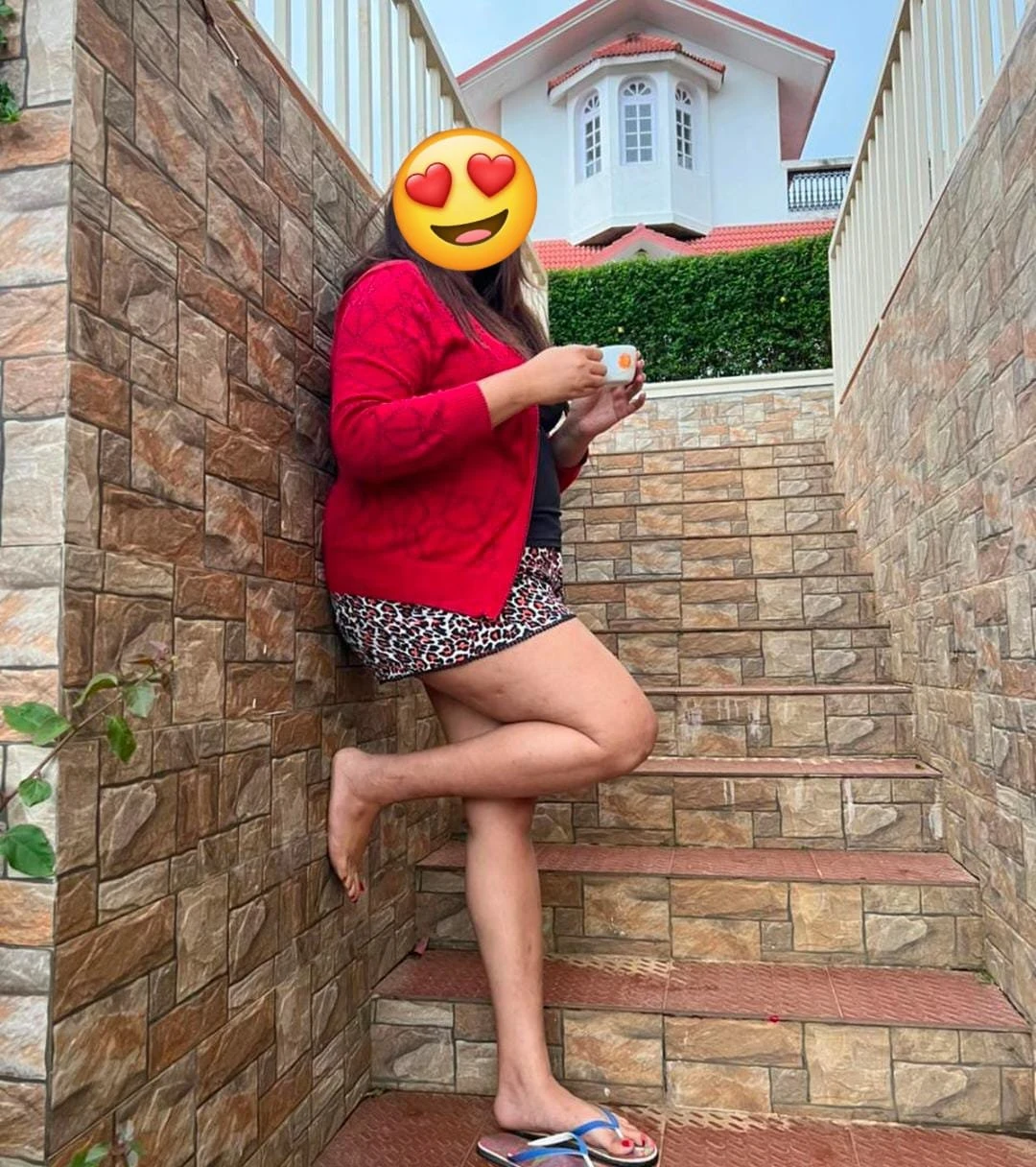 Independent Mahima – Indian escort in Noida — 4 / 6