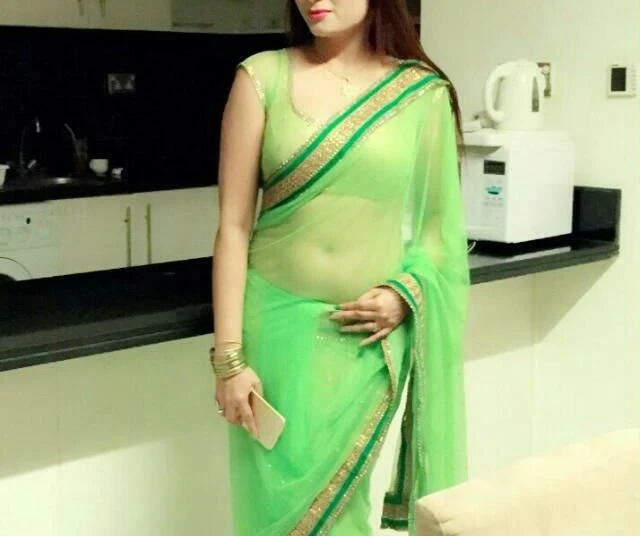 Neha Singh – Indian escort in New Delhi — 3 / 5